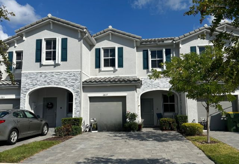 Spacious Townhouse in Homestead, FL